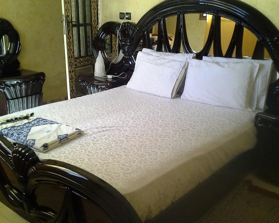 Riad Malak Meknes Luaran gambar