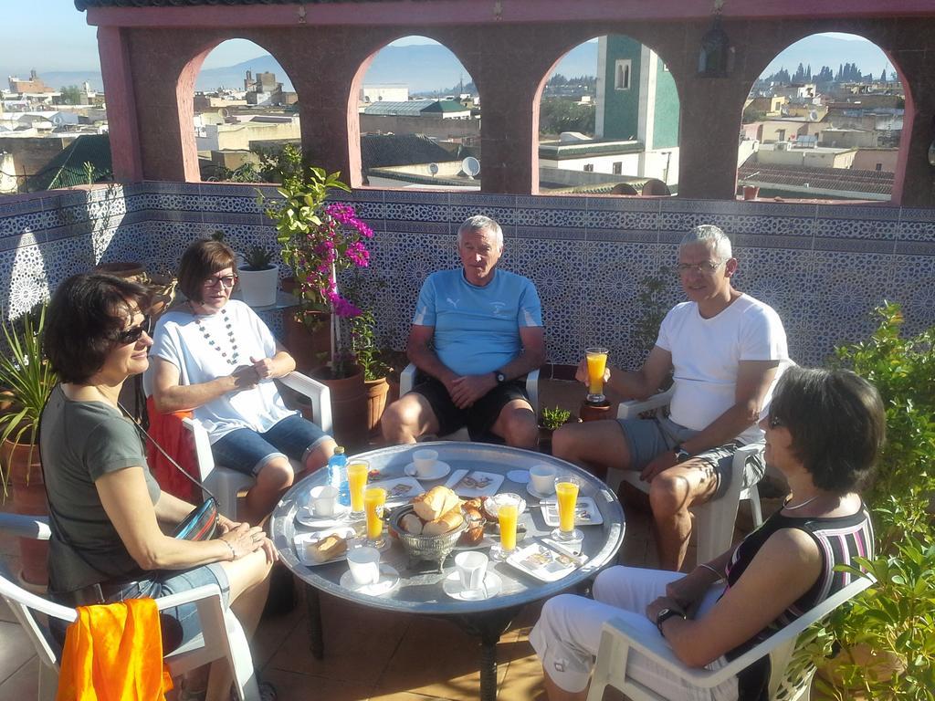 Riad Malak Meknes Luaran gambar